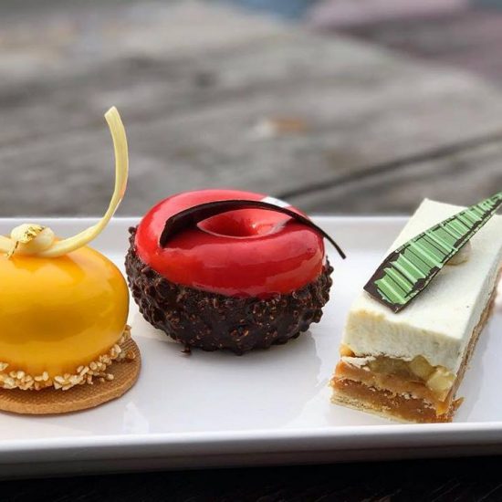 Individual Pastry Plate