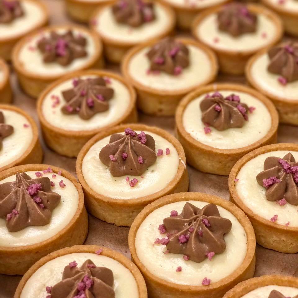 Tartlets with Chocolate Mousse Topping